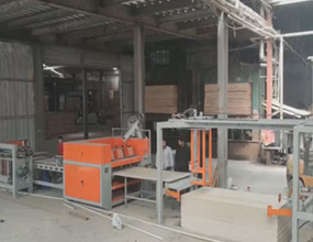 全自動刮膩?zhàn)訖C(jī)